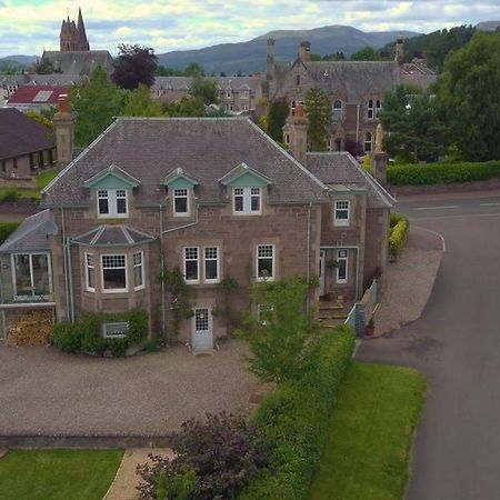 Firtree Bed And Breakfast At Galvelbeg House Crieff Luaran gambar